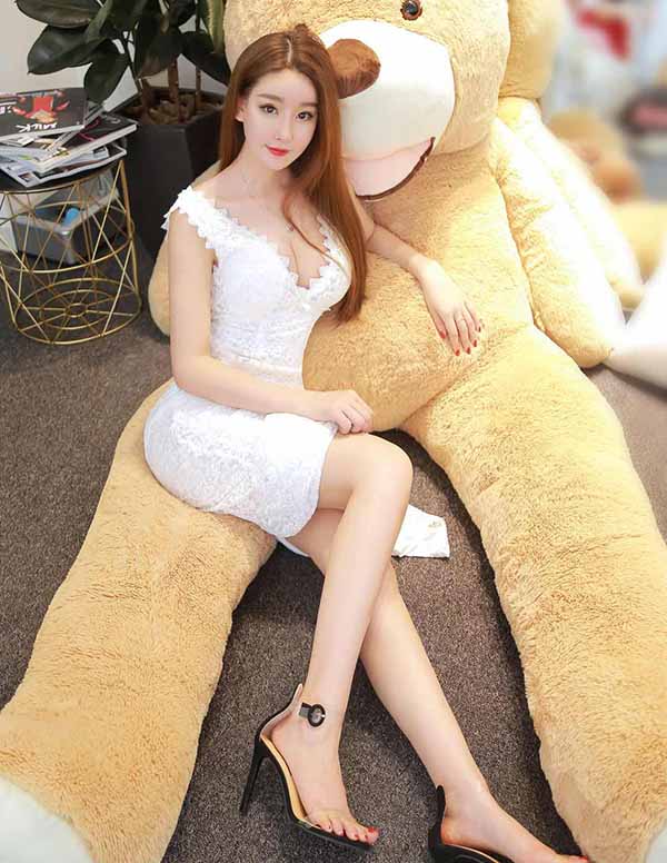 旧金山外围留学生