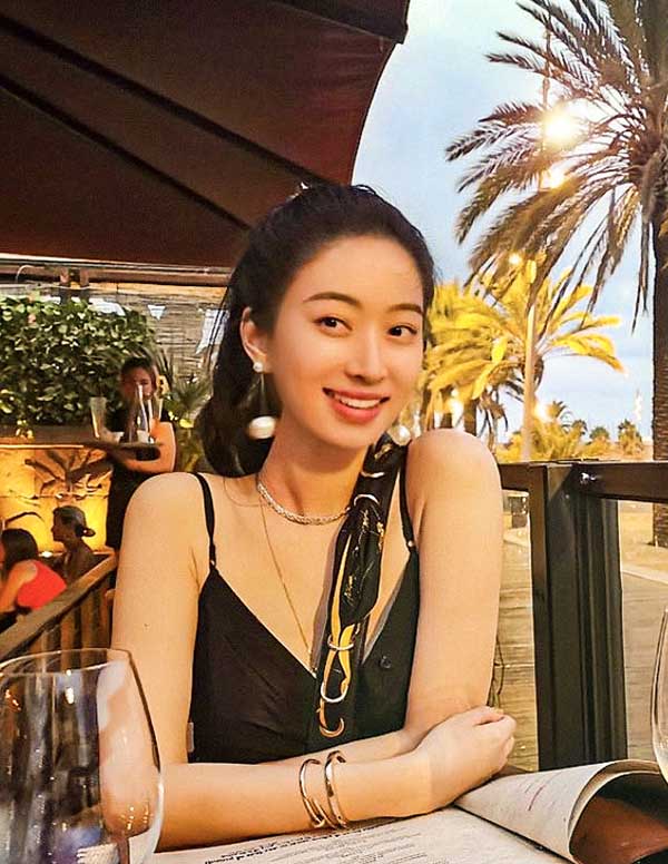 伦敦小姐上门按摩